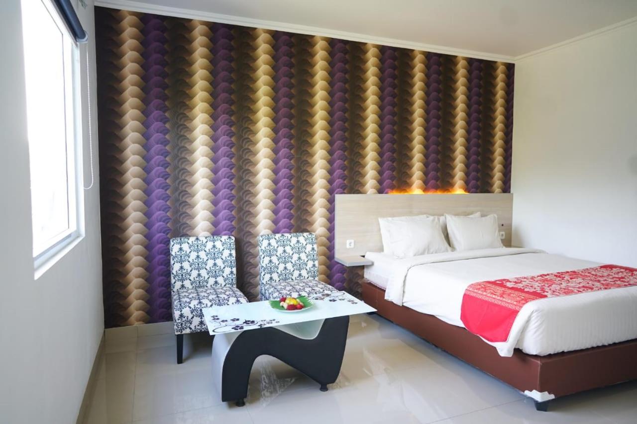 Mel'S Inn Manado Kültér fotó