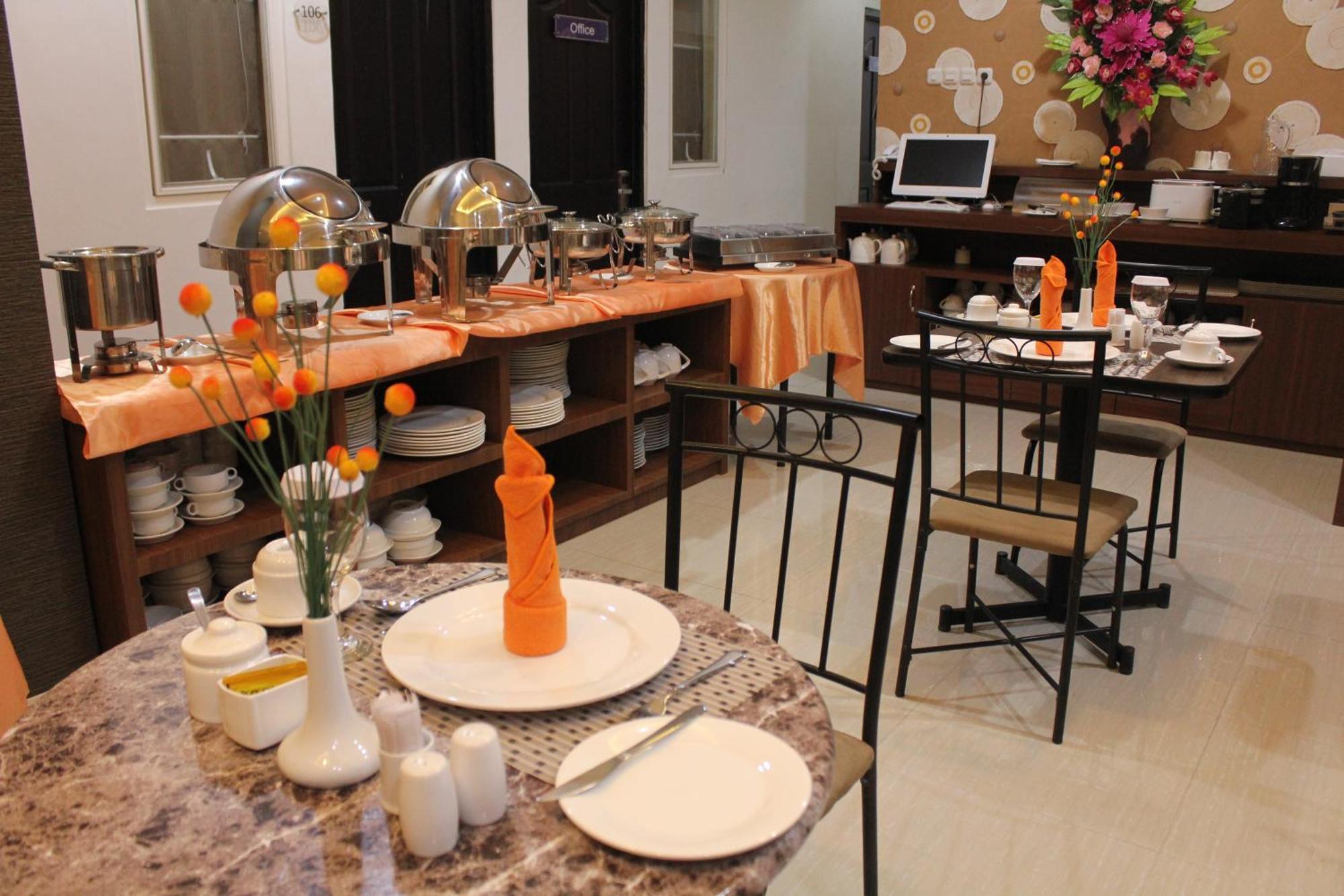 Mel'S Inn Manado Kültér fotó