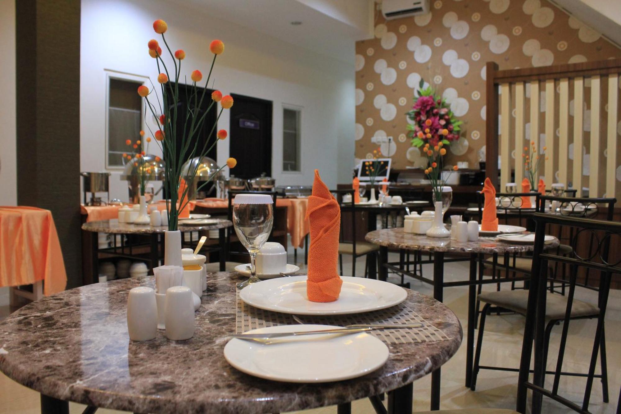 Mel'S Inn Manado Kültér fotó