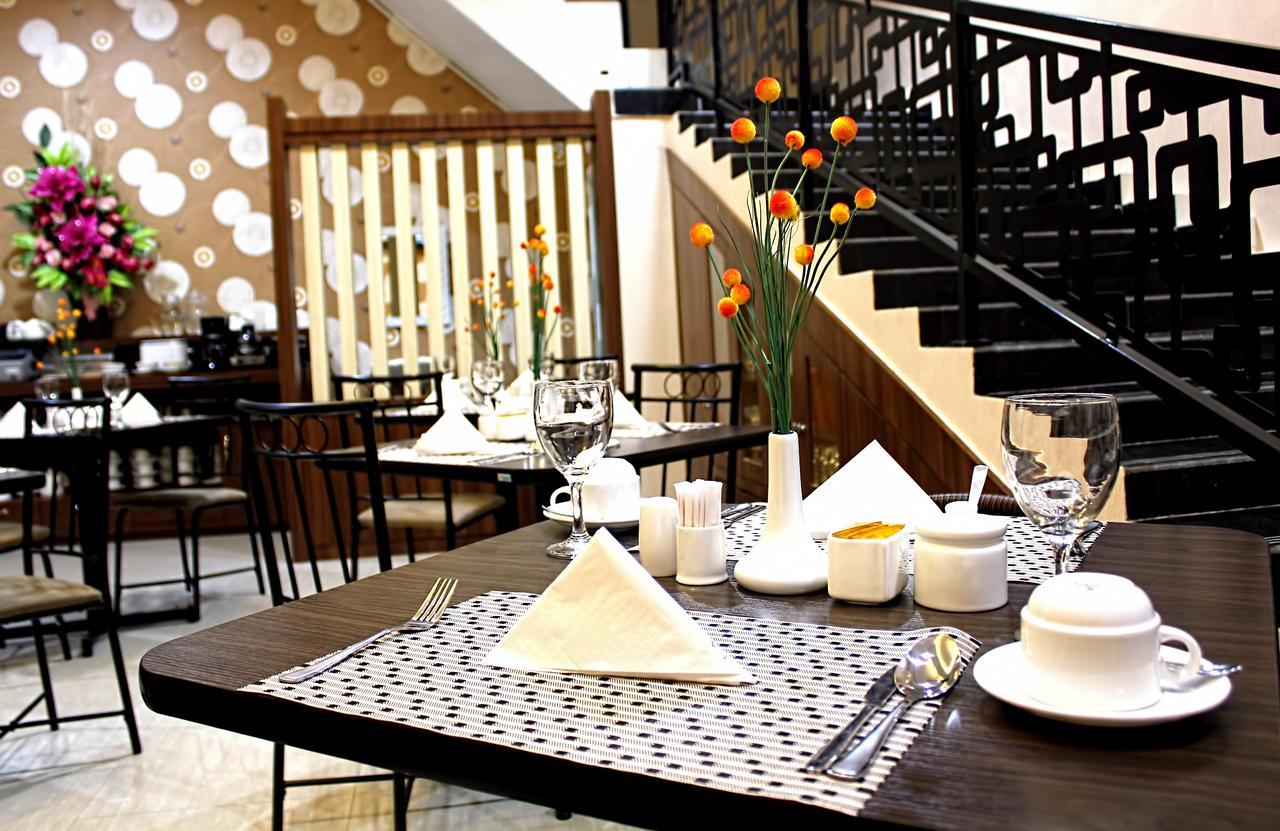 Mel'S Inn Manado Kültér fotó