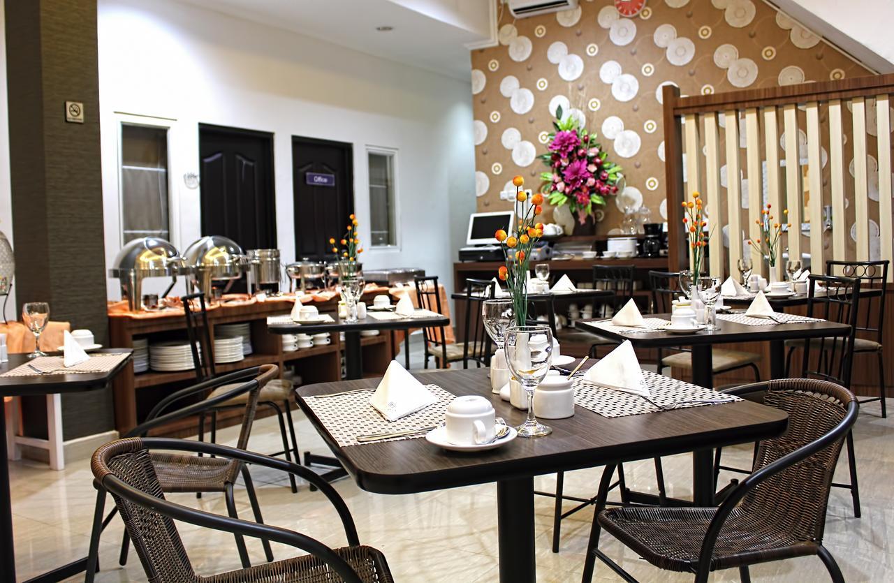 Mel'S Inn Manado Kültér fotó