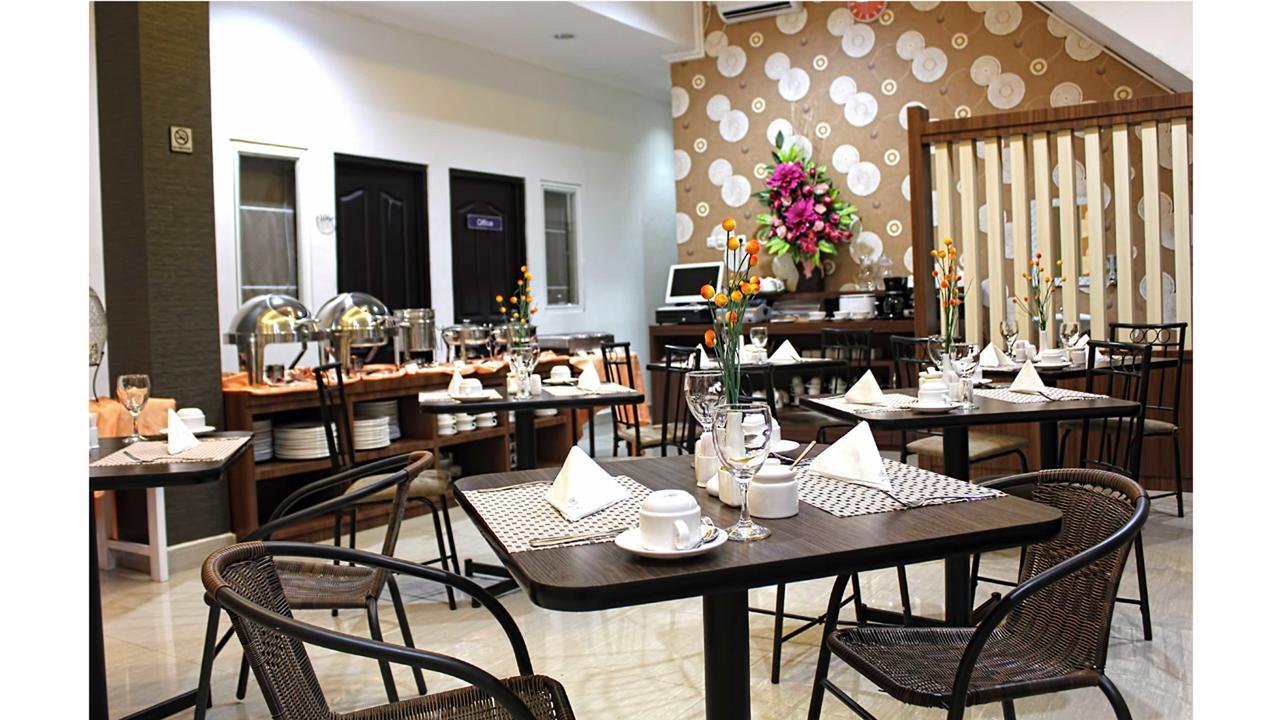 Mel'S Inn Manado Kültér fotó