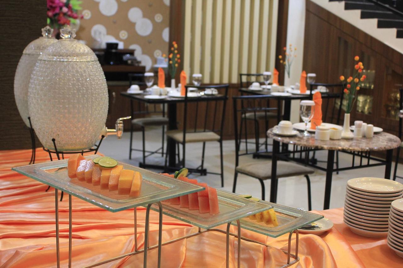 Mel'S Inn Manado Kültér fotó