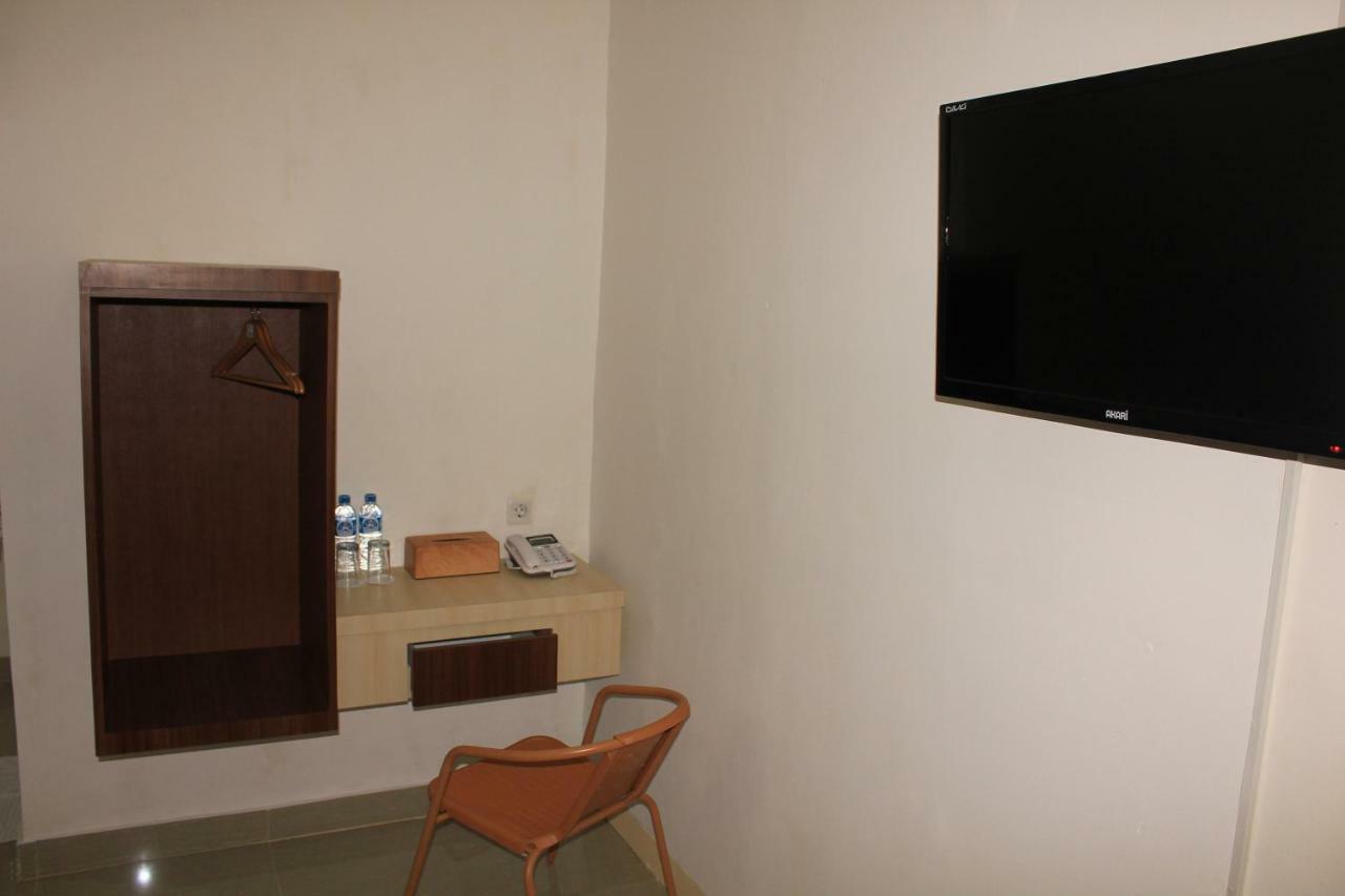 Mel'S Inn Manado Kültér fotó